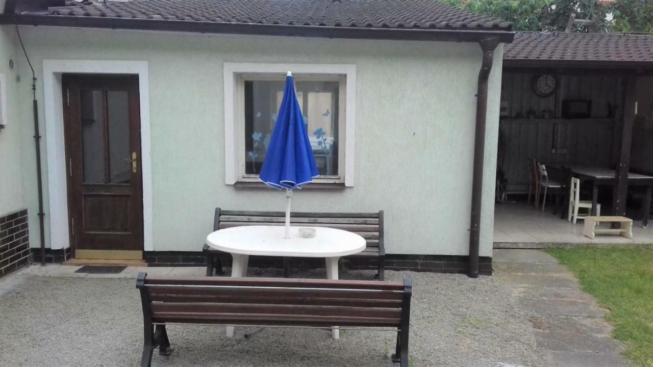 Dvacitka Appartement Ceske Budejovice Buitenkant foto