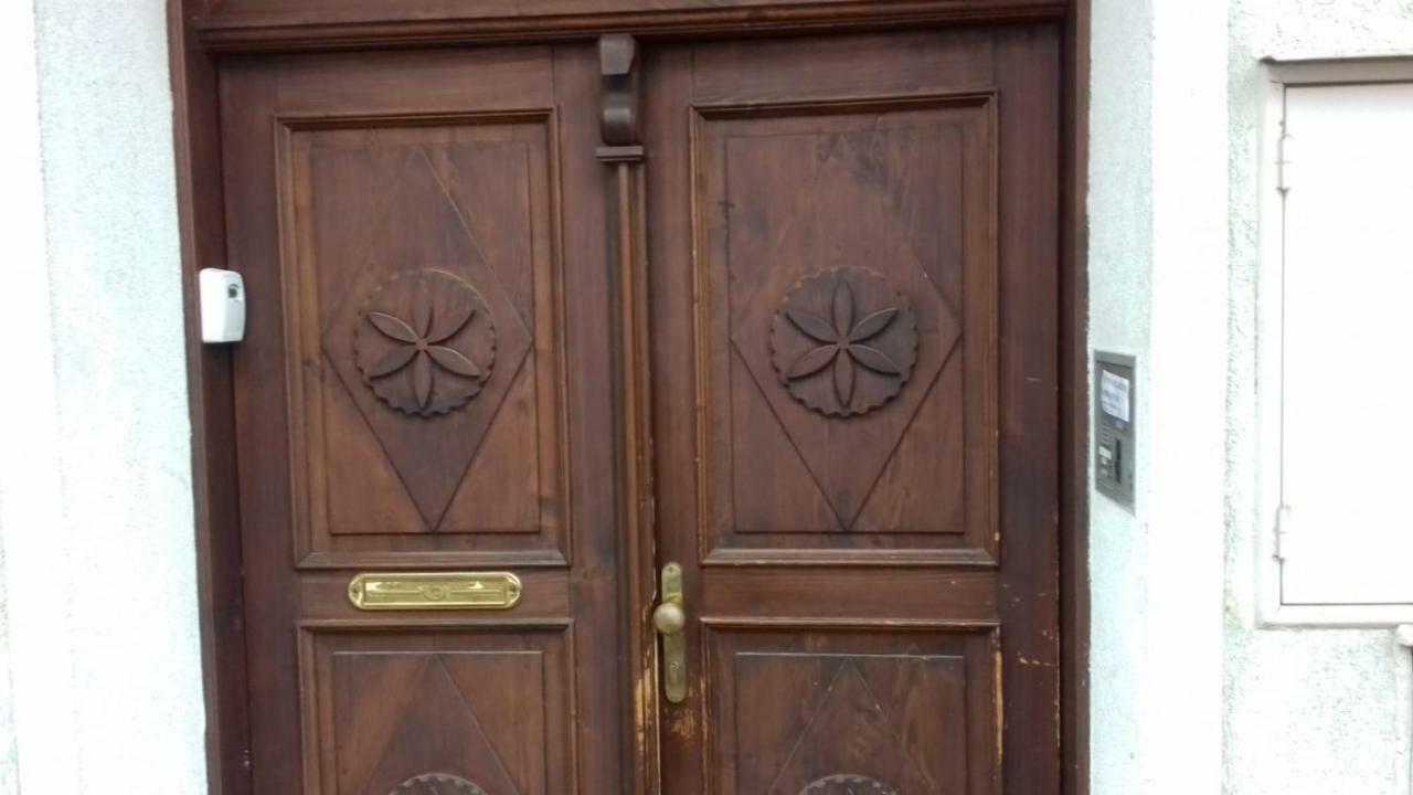 Dvacitka Appartement Ceske Budejovice Buitenkant foto
