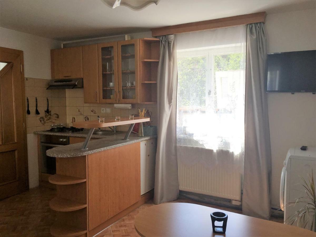 Dvacitka Appartement Ceske Budejovice Buitenkant foto